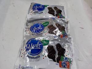 3 ct 9.6 oz bags York Peppermint Pa...