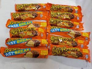 Reeses Candy - in date...
