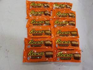 Reeses Candy - in date...