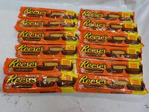 Reeses Candy - in date...