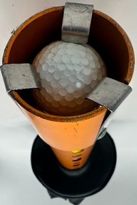 lot 80 image: Golf Ball retreiver