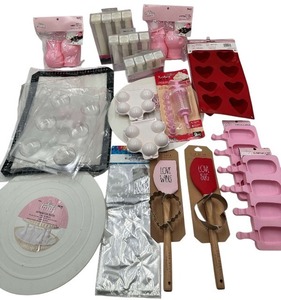 lot 163 image: Baking Bundle