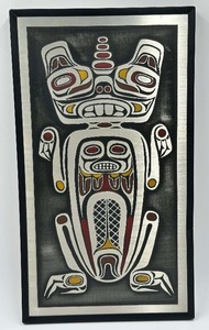 lot 169 image: Vintage First Nations art Beaver design