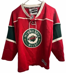 lot 97 image: MN Wild Fan Apparel Youth size LXL