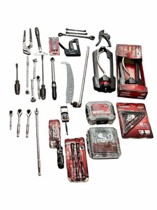 lot 31 image: Husky Mixed Tools and Home Equipment Bundle