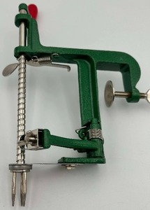 lot 252 image: Vintage Apple Peeler, Corer, and Slicer