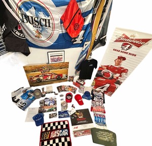 lot 4 image: Kevin Harvick Nascar Fan Bundle, SIGNED Daytona 500 stamped 12c envelope, HAND PAINTED KH PALLET PICTURE
