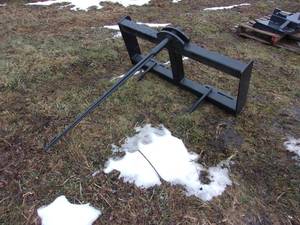 Midstate Skid Steer Bale Spear. (UNUSED)