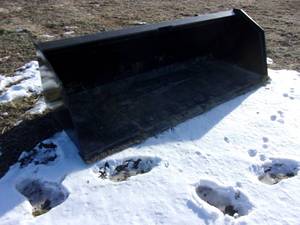8 Skid Steer Snow Bucket