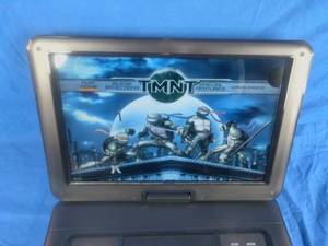 Trexonic Portable DVD Player with 15.4 HD Swivel Monitor