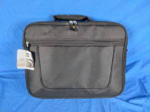 Black Case Logic Carry Case for 17.3 Laptop