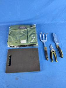 New. Fifth Start 5 Piece Garden Tool Set