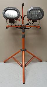 HDX  1200-Watt Halogen Work Light with Tripod