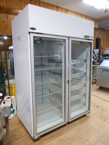lot 14 image: Norlake Double Glass Door Cooler