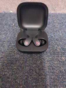 lot 3 image: T1 - Beats Studio Buds Wireless Earbuds with Charging Case and Accessories