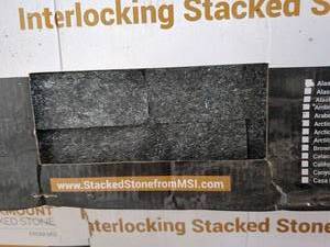 lot 47 image: 16 Plus 2 Damaged Boxes of Interlocking Stacked Stone Panels