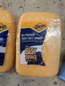 lot 95 image: 2 Qep All Purpose Sponges and a Microfiber Cloth