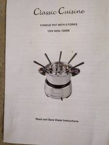 lot 131 image: u1 - Classic Cuisine Fondue Pot with 6 Forks