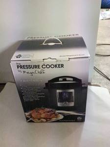 lot 140 image: T2 - MegaChef 6-Quart Pressure Cooker - Easy Pre-Programmed Cooking