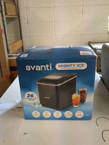 lot 162 image: u2 - DAMAGED Avanti Mighty Ice 26 lb Portable Ice Maker