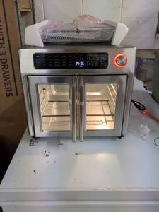 lot 167 image: v1 - Emeril Lagasse French Door Air Fryer 360 - 26-Quart Capacity