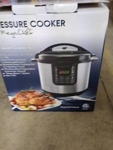 lot 184 image: vf - The Pressure Cooker by Mega Chef