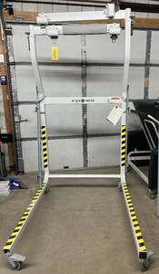 lot 17 image: ErgoNurse Inc. 10200 Mobile Standard Patient Bed Repositioner Lift - Excellent Working Condition