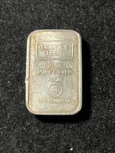 1 TROY OZ .999 FINE SILVER A-MARK BAR