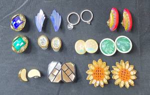 lot 9 image: Set of Assorted Vintage Earrings in Various Designs and Colors