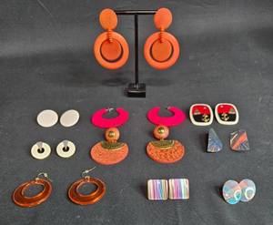 lot 13 image: Collection of Colorful Vintage Earrings - display not included