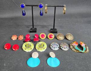 lot 27 image: Lot of Vintage Earrings in Various Designs - Displays not Included