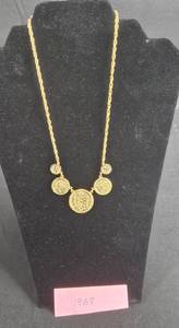 lot 206 image: 1928 Gold Tone Vintage Necklace with Ornate Medallions - display not included