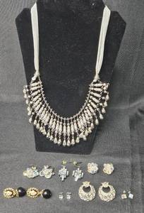 lot 70 image: Statement Silver Beaded Necklace with Assorted Earrings Set - display not included