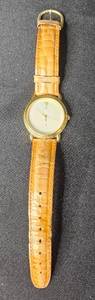 lot 77 image: Vintage 1991 Guess Watch with Gold Tone and Leather Strap - untested
