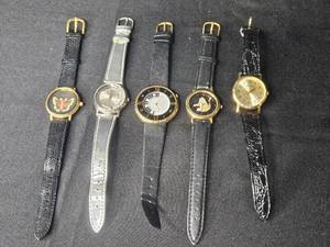 lot 94 image: Collection of 5 Vintage Quartz Wristwatches with Unique Designs - untested