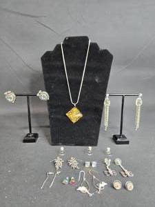 lot 126 image: Assorted Jewelry Lot including Necklace and Earrings - displays not included
