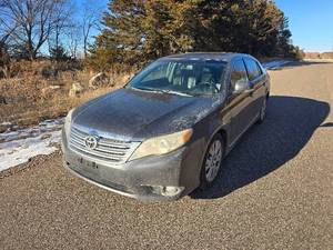 2011 Toyota Avalon -Damaged