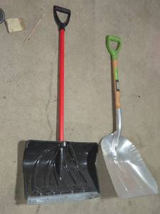 lot 16 image: Snow Shovel and Scoop Shovel