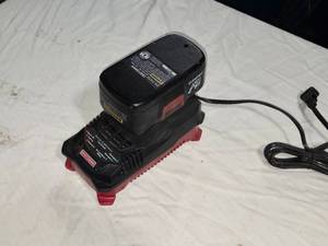 lot 41 image: Craftsman 19.2V Charger and Battery