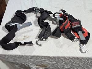 lot 48 image: Set of 2 Jensen Marine Tie-Down Straps with Hooks