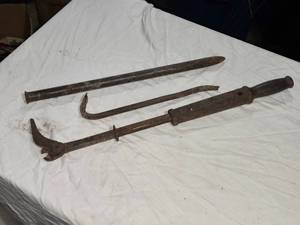 lot 51 image: Nail Puller, Crow Bar