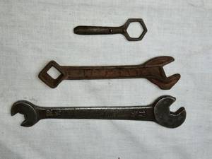 lot 65 image: Set of 3 Vintage Wrenches One Says Planet Jr. - Made in the USA