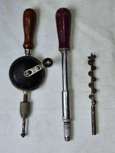 lot 67 image: Vintage Stanley Tool Set including Auger Bit, Ratchet Set, and Crank Drill
