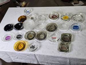 lot 88 image: Collection of  Vintage Glass Ashtrays from Various Las Vegas Casinos