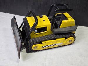 lot 146 image: Vintage Yellow Tonka Toy Bulldozer