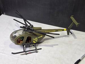 lot 152 image: Ertl Army Helicopter with Pilot Figure and Missile Accessory