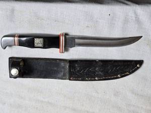 lot 320 image: Vintage C96  Hunting Knife with Leather Sheath
