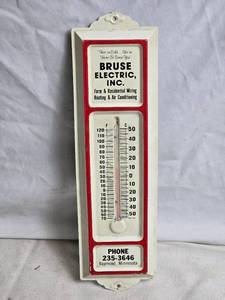 lot 340 image: Vintage Bruse Electric Thermometer - Farm & Residential Wiring Advertising