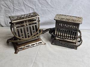 lot 358 image: Pair of Vintage Electric Toasters