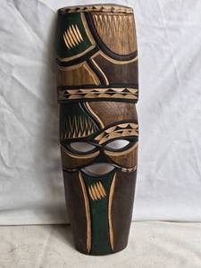 lot 362 image: Hand-Carved Wooden Mask with Colorful Geometric Designs